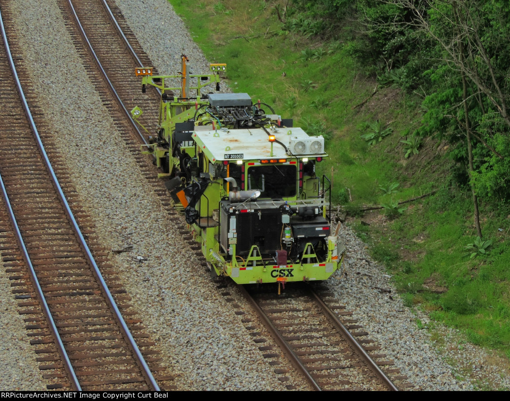 CSXT MT 201003 (2)